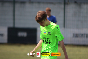 <a href="https://st.getinfootball.com/albums/1095162/68472cdd42011_1920.jpg" target="_blank">Завантажити оригінал</a>