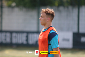 <a href="https://st.getinfootball.com/albums/1095163/68472daa155a6_1920.jpg" target="_blank">Завантажити оригінал</a>