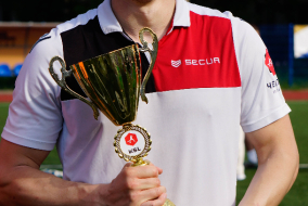 <a href="https://st.getinfootball.com/albums/1095165/68473e3776f7a_1920.jpg" target="_blank">Завантажити оригінал</a>