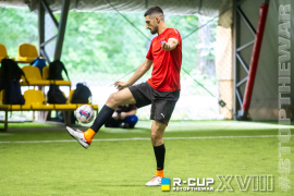 <a href="https://st.getinfootball.com/albums/1095219/684970ee68a45_1920.jpg" target="_blank">Завантажити оригінал</a>