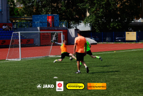 <a href="https://st.getinfootball.com/albums/1095264/684b2edcec28f_1920.jpg" target="_blank">Завантажити оригінал</a>