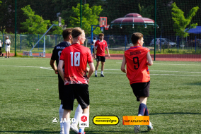 <a href="https://st.getinfootball.com/albums/1095265/684b2f83173f4_1920.jpg" target="_blank">Завантажити оригінал</a>