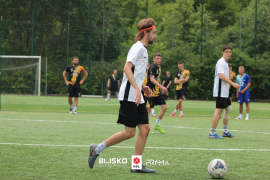 <a href="https://st.getinfootball.com/albums/1095287/684b4fd4118bc_1920.jpg" target="_blank">Download original</a>