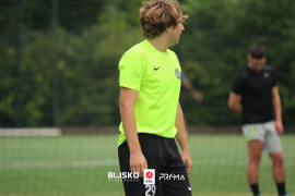 <a href="https://st.getinfootball.com/albums/1095290/684b55413b9c6_1920.jpg" target="_blank">Download original</a>