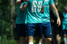 <a href="https://st.getinfootball.com/albums/1095302/684bfa2c0c126_1920.jpg" target="_blank">Завантажити оригінал</a>