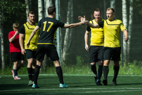 <a href="https://st.getinfootball.com/albums/1095308/684bfa6559132_1920.jpg" target="_blank">Завантажити оригінал</a>