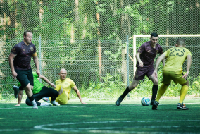 <a href="https://st.getinfootball.com/albums/1095312/684bfa94310b6_1920.jpg" target="_blank">Завантажити оригінал</a>
