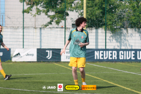 <a href="https://st.getinfootball.com/albums/1095340/684fff9117f2c_1920.jpg" target="_blank">Завантажити оригінал</a>