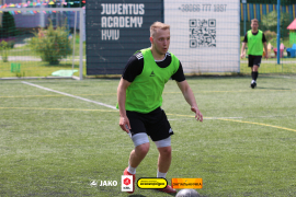 <a href="https://st.getinfootball.com/albums/1095341/6850002d88f23_1920.jpg" target="_blank">Завантажити оригінал</a>