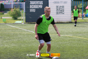 <a href="https://st.getinfootball.com/albums/1095341/6850002d88f23_1920.jpg" target="_blank">Завантажити оригінал</a>