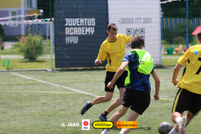 <a href="https://st.getinfootball.com/albums/1095342/685000304a056_1920.jpg" target="_blank">Завантажити оригінал</a>