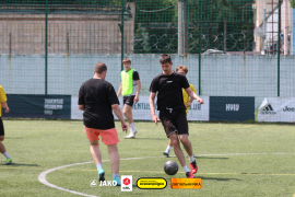 <a href="https://st.getinfootball.com/albums/1095342/6850006252400_1920.jpg" target="_blank">Завантажити оригінал</a>