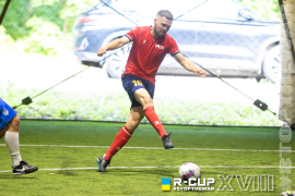 <a href="https://st.getinfootball.com/albums/1095378/68508335db334_1920.jpg" target="_blank">Завантажити оригінал</a>