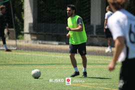 <a href="https://st.getinfootball.com/albums/1095431/68536eafaa152_1920.jpg" target="_blank">Download original</a>