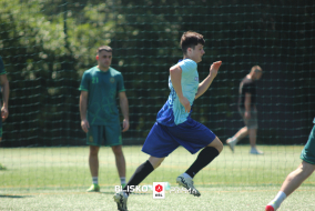 <a href="https://st.getinfootball.com/albums/1095433/6853706216a3a_1920.jpg" target="_blank">Download original</a>