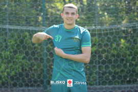<a href="https://st.getinfootball.com/albums/1095433/68537113d4079_1920.jpg" target="_blank">Download original</a>