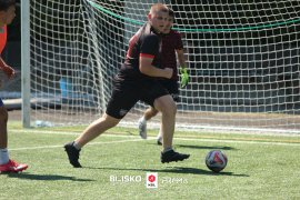 <a href="https://st.getinfootball.com/albums/1095435/685372b394e09_1920.jpg" target="_blank">Download original</a>