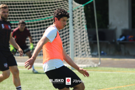 <a href="https://st.getinfootball.com/albums/1095435/685372be6f0aa_1920.jpg" target="_blank">Download original</a>
