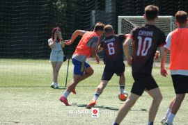<a href="https://st.getinfootball.com/albums/1095435/6853733c73a1f_1920.jpg" target="_blank">Download original</a>