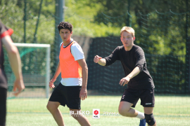 <a href="https://st.getinfootball.com/albums/1095435/68537348c7101_1920.jpg" target="_blank">Download original</a>