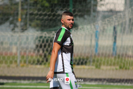 <a href="https://st.getinfootball.com/albums/1095436/685373ba08bea_1920.jpg" target="_blank">Download original</a>