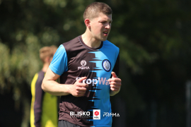 <a href="https://st.getinfootball.com/albums/1095436/685373d240b19_1920.jpg" target="_blank">Download original</a>