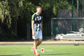 <a href="https://st.getinfootball.com/albums/1095436/6853740874dbf_1920.jpg" target="_blank">Download original</a>