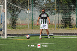 <a href="https://st.getinfootball.com/albums/1095436/6853743950ba8_1920.jpg" target="_blank">Download original</a>