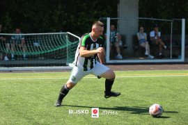 <a href="https://st.getinfootball.com/albums/1095436/6853743c246a5_1920.jpg" target="_blank">Download original</a>