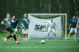 <a href="https://st.getinfootball.com/albums/1095453/685464b3efcc4_1920.jpg" target="_blank">Завантажити оригінал</a>