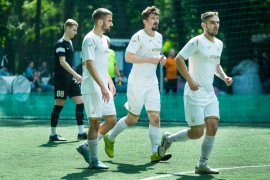 <a href="https://st.getinfootball.com/albums/1095454/685465985b345_1920.jpg" target="_blank">Завантажити оригінал</a>