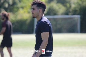 <a href="https://st.getinfootball.com/albums/1095461/6855856bd7a66_1920.jpg" target="_blank">Download original</a>