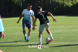 <a href="https://st.getinfootball.com/albums/1095463/685587cb5a078_1920.jpg" target="_blank">Download original</a>