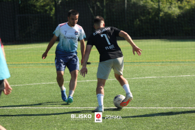 <a href="https://st.getinfootball.com/albums/1095463/685587cb5a078_1920.jpg" target="_blank">Download original</a>