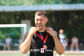 <a href="https://st.getinfootball.com/albums/1095511/68598fc1b42e2_1920.jpg" target="_blank">Download original</a>