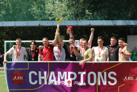<a href="https://st.getinfootball.com/albums/1095511/685990304cee8_1920.jpg" target="_blank">Download original</a>