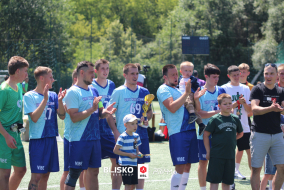 <a href="https://st.getinfootball.com/albums/1095511/685990469ced2_1920.jpg" target="_blank">Download original</a>