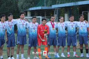 <a href="https://st.getinfootball.com/albums/1095512/685991382c9f8_1920.jpg" target="_blank">Download original</a>