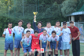 <a href="https://st.getinfootball.com/albums/1095512/685991a7a0bfd_1920.jpg" target="_blank">Download original</a>