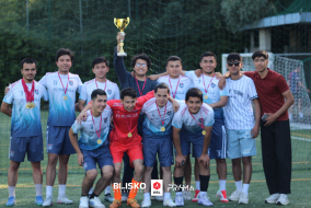 <a href="https://st.getinfootball.com/albums/1095512/685991daea538_1920.jpg" target="_blank">Download original</a>