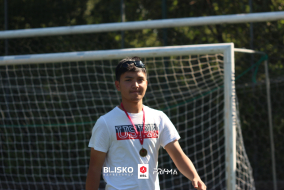 <a href="https://st.getinfootball.com/albums/1095513/68598facb0b13_1920.jpg" target="_blank">Download original</a>