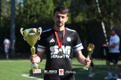 <a href="https://st.getinfootball.com/albums/1095513/6859916d549d8_1920.jpg" target="_blank">Download original</a>