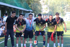 <a href="https://st.getinfootball.com/albums/1095513/6859921576ef7_1920.jpg" target="_blank">Download original</a>