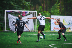 <a href="https://st.getinfootball.com/albums/1095591/685d57af64c32_1920.jpg" target="_blank">Завантажити оригінал</a>