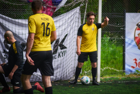 <a href="https://st.getinfootball.com/albums/1095593/685da2f63c9af_1920.jpg" target="_blank">Завантажити оригінал</a>