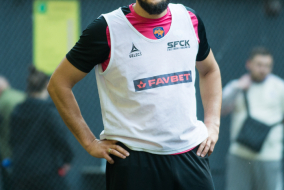 <a href="https://st.getinfootball.com/albums/1095605/685ea2fd56eb6_1920.jpg" target="_blank">Завантажити оригінал</a>