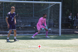 <a href="https://st.getinfootball.com/albums/1095621/68627c249303c_1920.jpg" target="_blank">Download original</a>