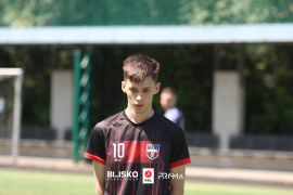 <a href="https://st.getinfootball.com/albums/1095621/68627dc9630f9_1920.jpg" target="_blank">Download original</a>