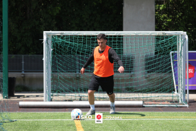 <a href="https://st.getinfootball.com/albums/1095622/68627ca99e749_1920.jpg" target="_blank">Download original</a>