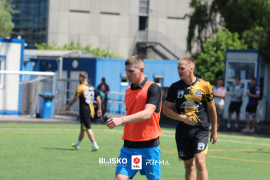 <a href="https://st.getinfootball.com/albums/1095622/68627dac614e4_1920.jpg" target="_blank">Download original</a>